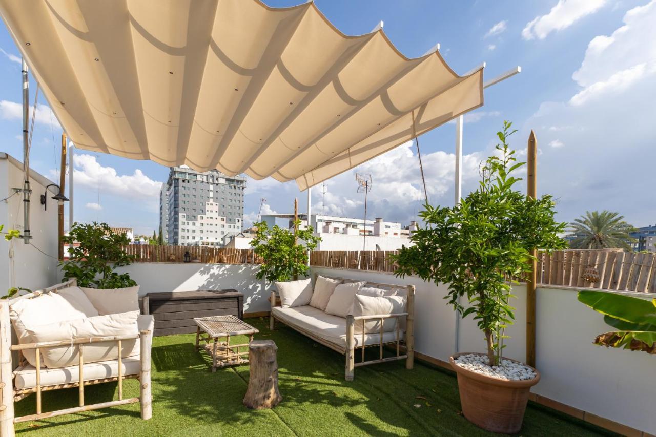 Tentudia Charming Apartments With Private Roof-Top Or Patio In San Bernardo By Ocityzen Sevilla Eksteriør billede