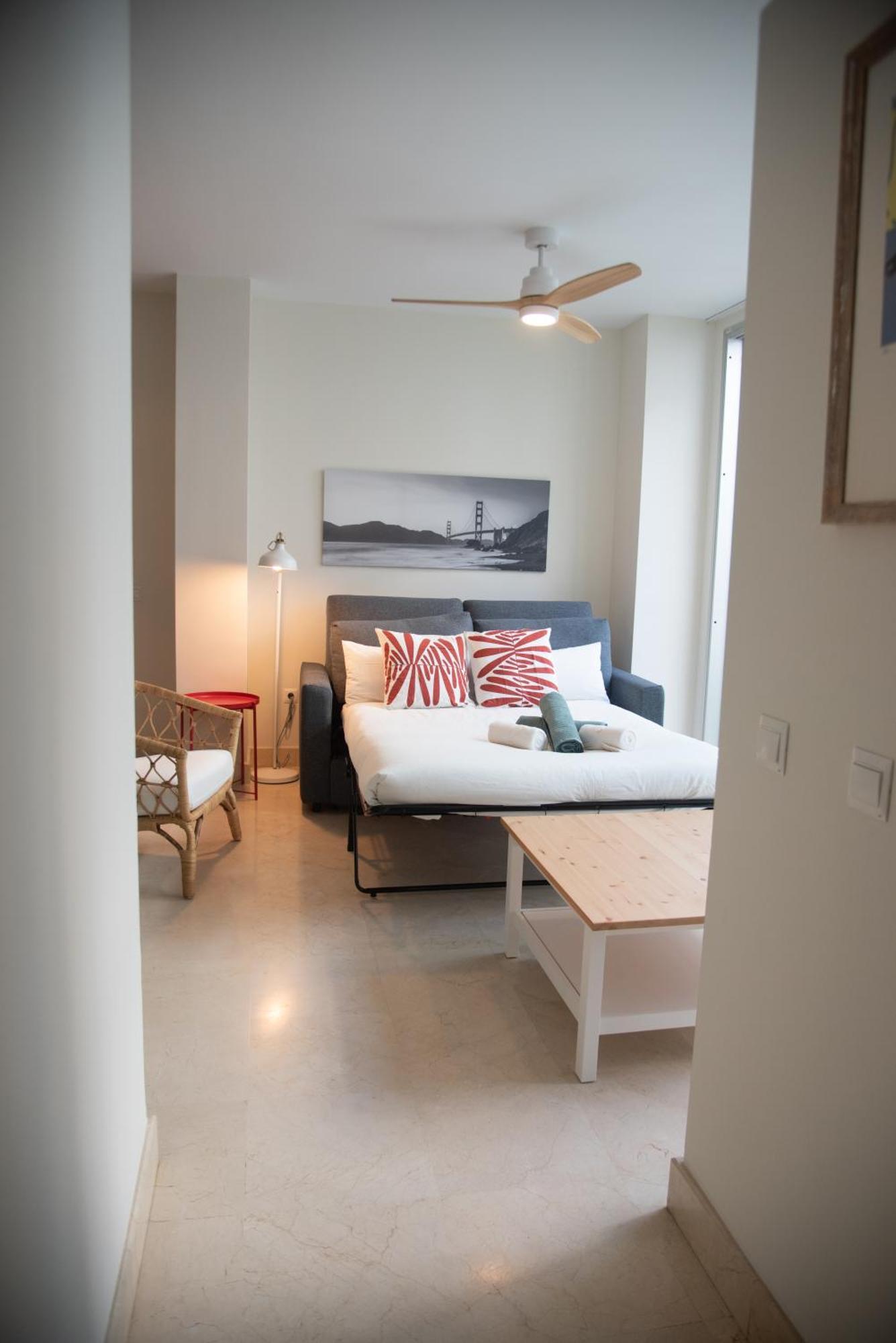 Tentudia Charming Apartments With Private Roof-Top Or Patio In San Bernardo By Ocityzen Sevilla Eksteriør billede