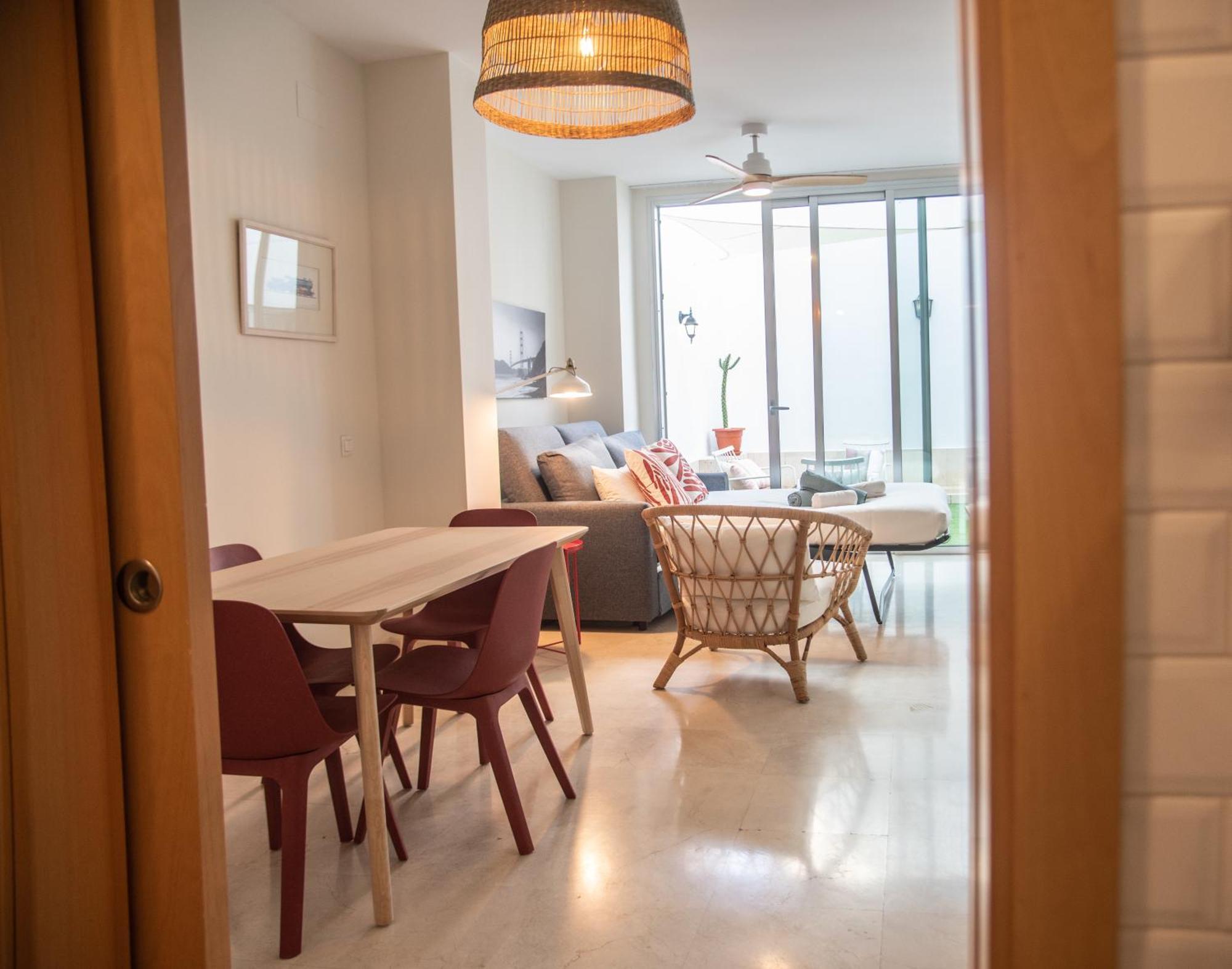 Tentudia Charming Apartments With Private Roof-Top Or Patio In San Bernardo By Ocityzen Sevilla Eksteriør billede