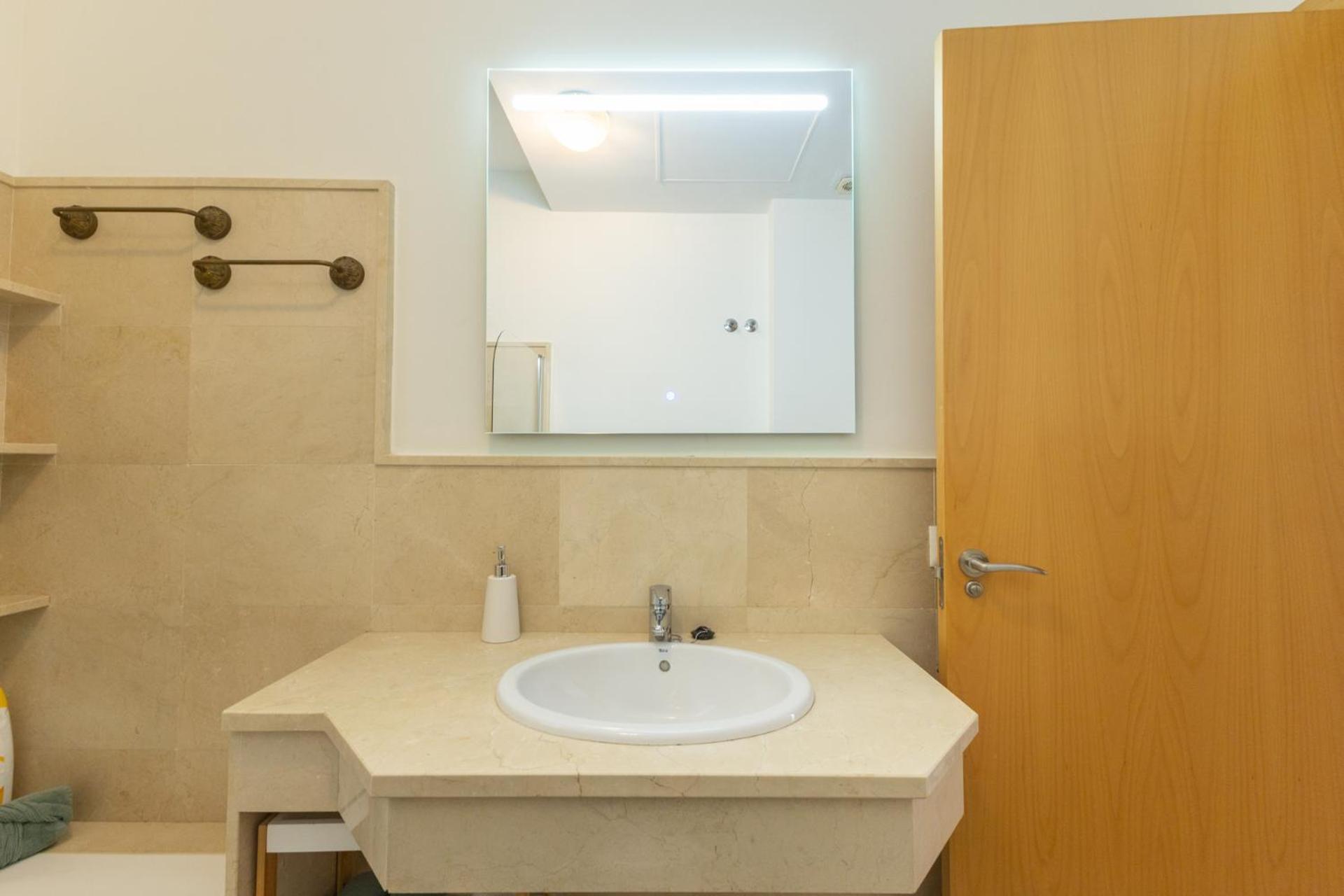 Tentudia Charming Apartments With Private Roof-Top Or Patio In San Bernardo By Ocityzen Sevilla Eksteriør billede