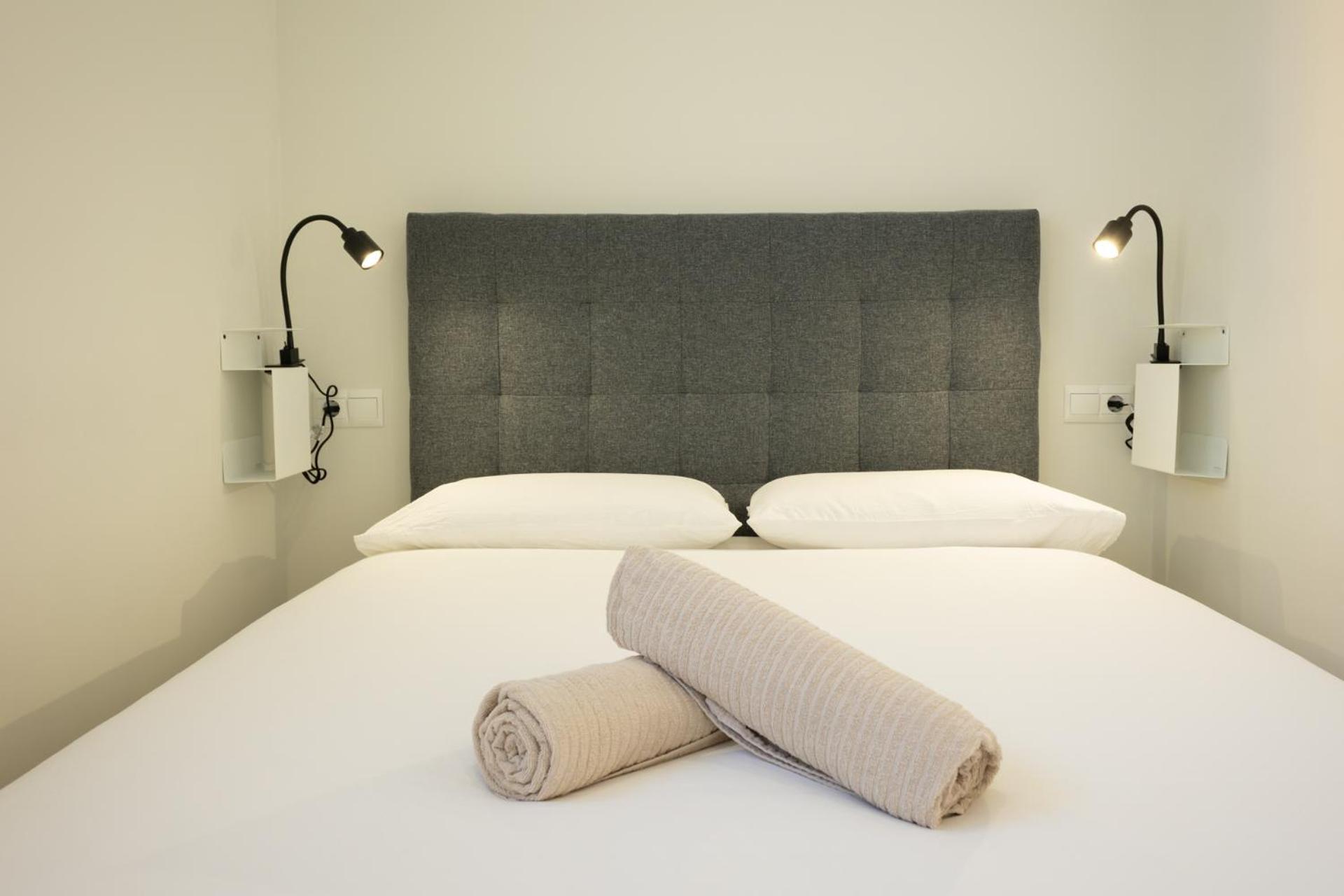 Tentudia Charming Apartments With Private Roof-Top Or Patio In San Bernardo By Ocityzen Sevilla Eksteriør billede