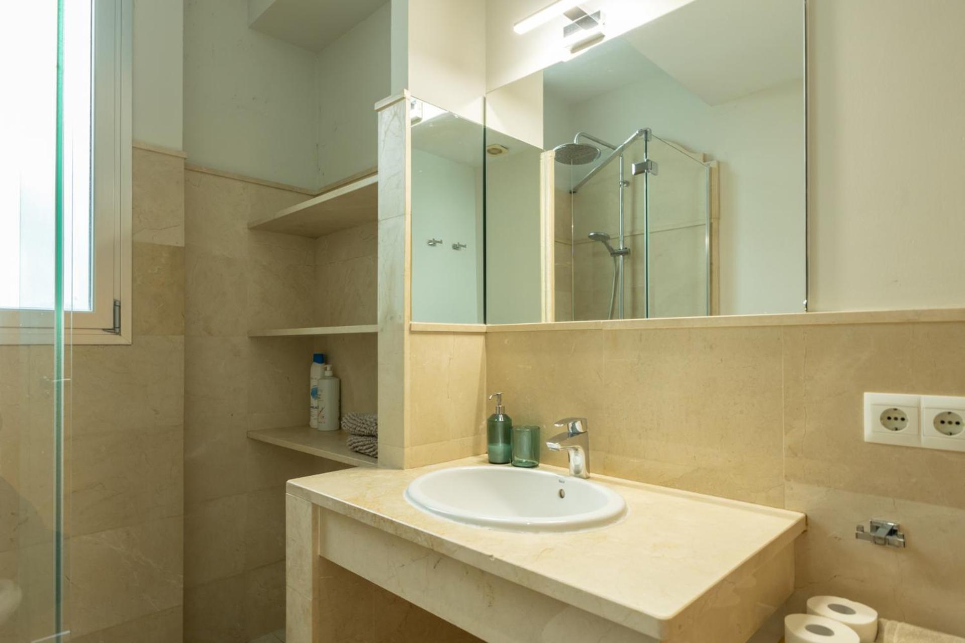 Tentudia Charming Apartments With Private Roof-Top Or Patio In San Bernardo By Ocityzen Sevilla Eksteriør billede